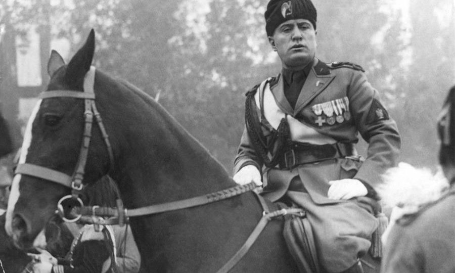 Não há como negar as raízes socialistas do fascismo Benito Mussolini