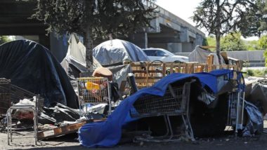 Acampamento de sem-teto em Berkeley, no estado da Califórnia, EUA