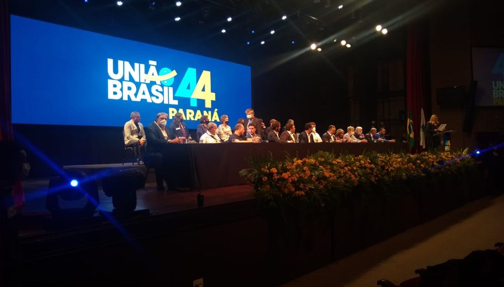 Cerimônia de lançamento do União Brasil em Curitiba