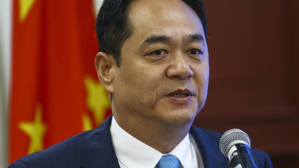 O embaixador da China, Yang Wanming, durante o Fórum de Think Tanks China-Brasil.