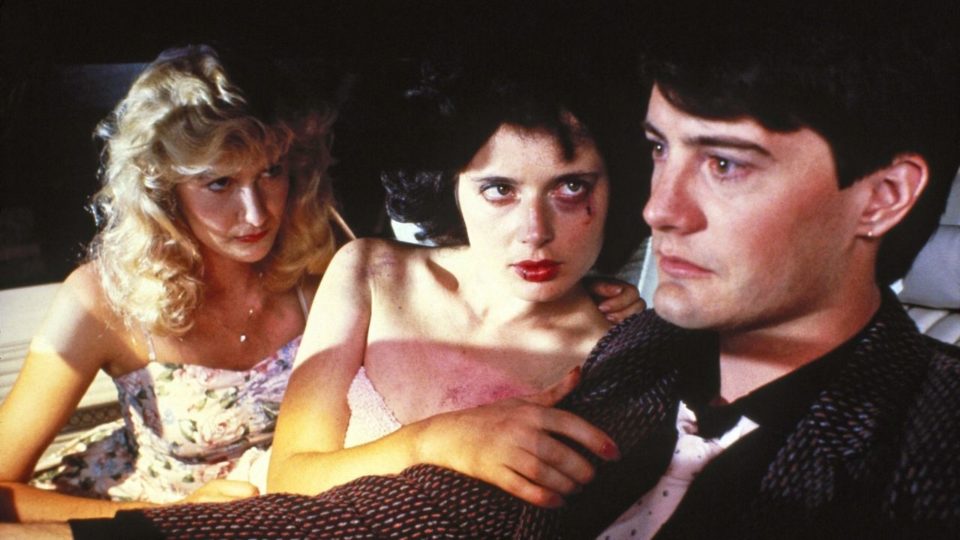 David Lynch e o cinema-sonho (parte 2) Laura Dern, Isabella Rossellini e Kyle McLachlan (da esquerda para a direita) em cena de “Veludo Azul”, de David Lynch.