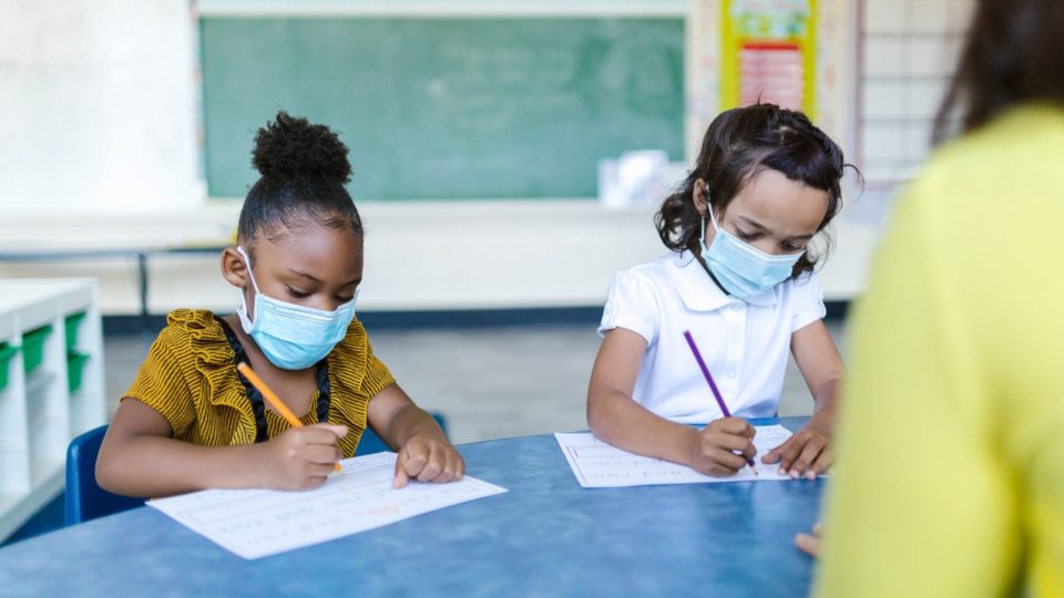 Feminismo, desconstrução e ideologia de gênero: a nova agenda da Unesco para a educação Unesco exalta o feminismo e afirma que o apreço pelo rigor científico é etnocêntrico e precisa ser questionado