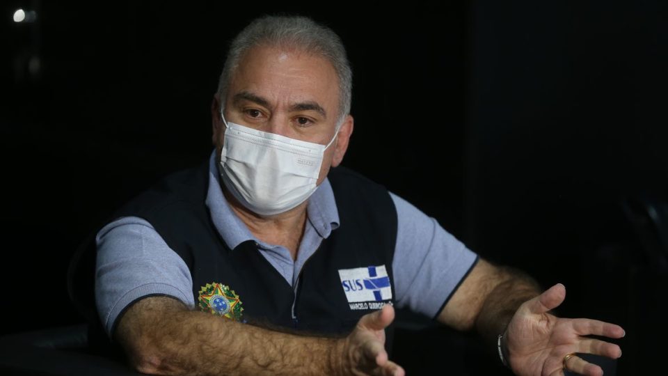 Queiroga anuncia que intervalo para aplicação da dose de reforço será reduzido