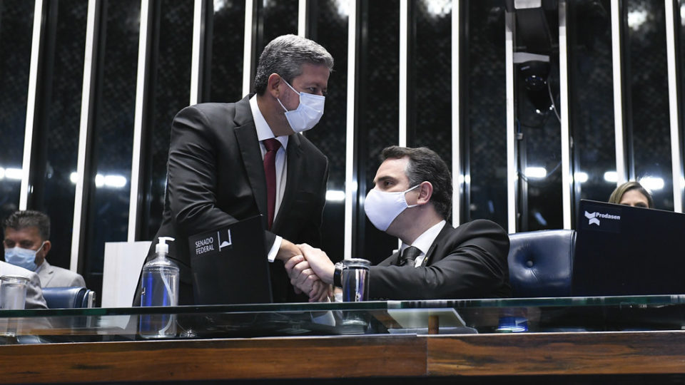 Fundão bilionário é ruim, mas é preciso respeitar decisão do Congresso Congresso Nacional