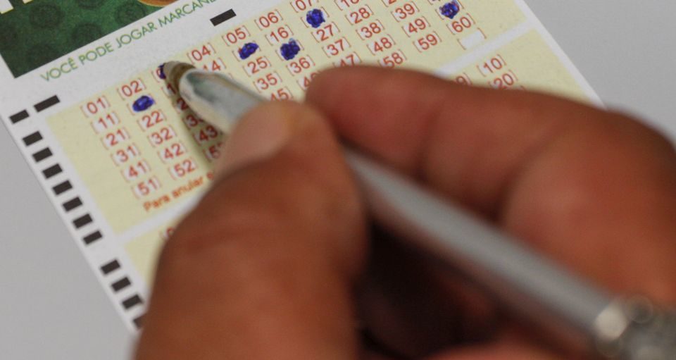 Ratinho Jr sanciona lei da loteria estadual: qual objetivo do governo com as apostas? Ratinho Jr sanciona lei da loteria estadual: qual objetivo do governo com as apostas?