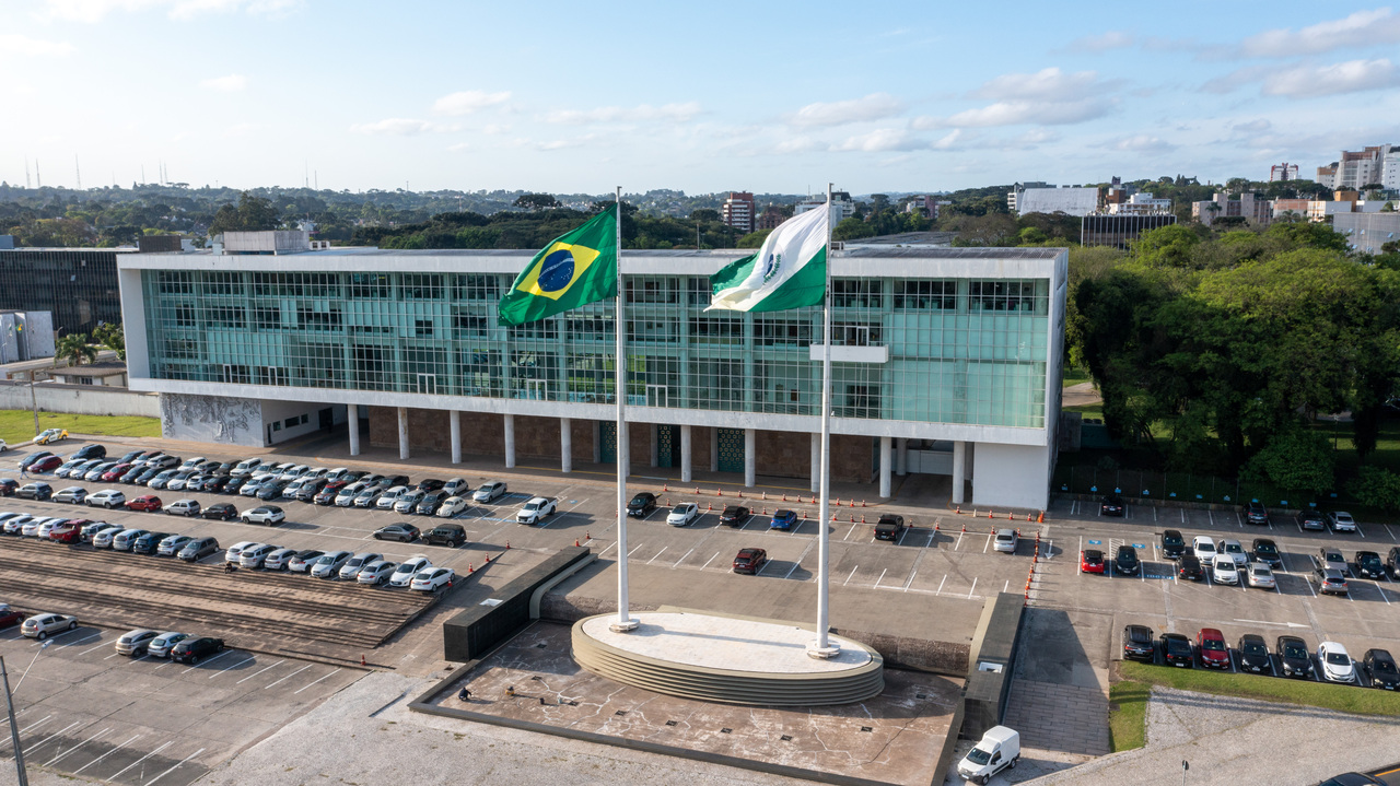 Palácio Iguaçu, sede do governo do Paraná.