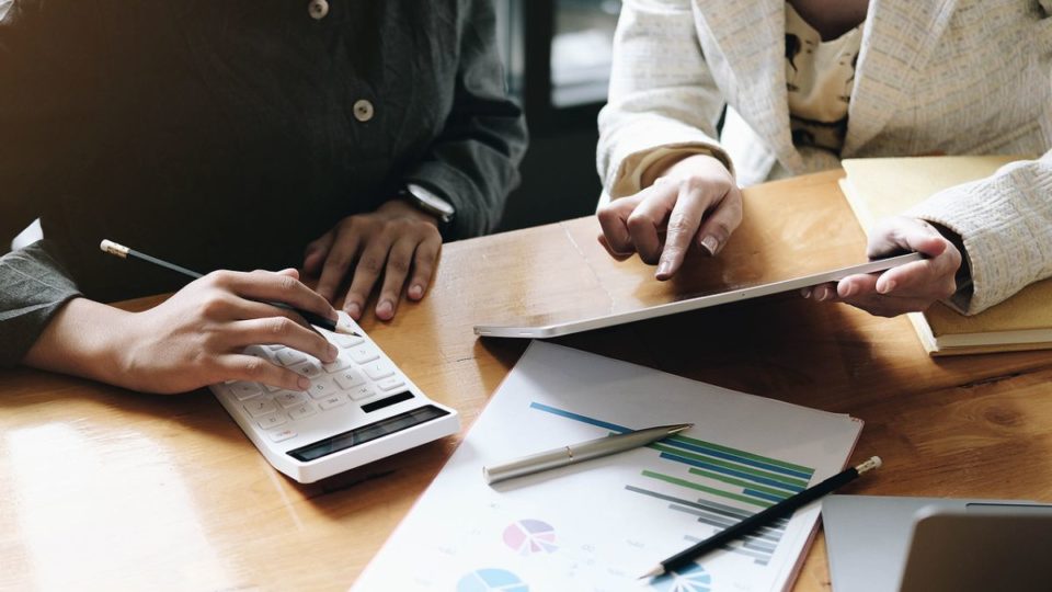 Restaurantes e microempreendedores precisam entregar declaração de Simples e MEI Declaração Simples e MEI
