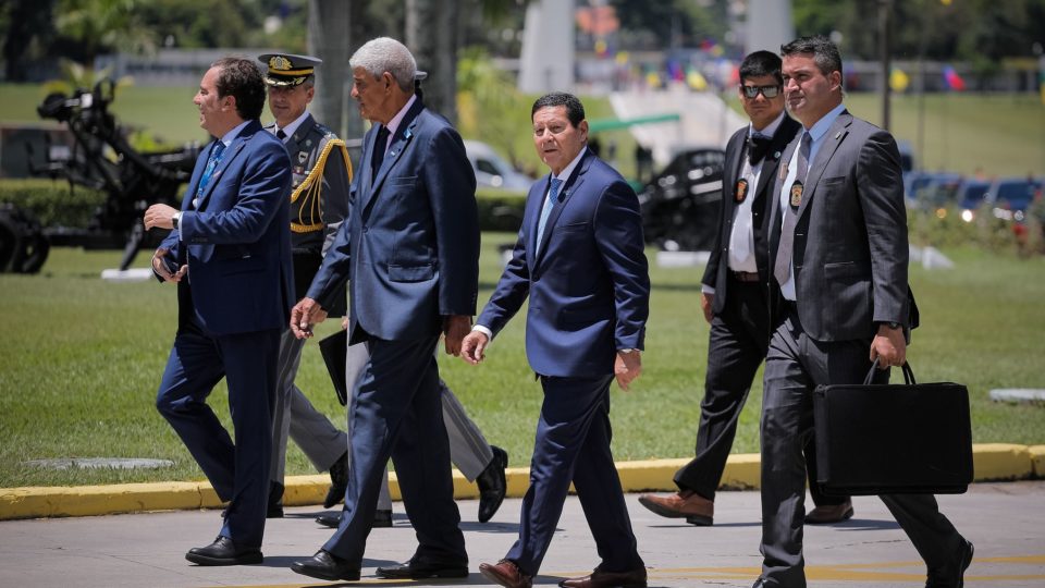 Quais caminhos o vice-presidente Mourão pode trilhar na disputa eleitoral de 2022 Mourão
