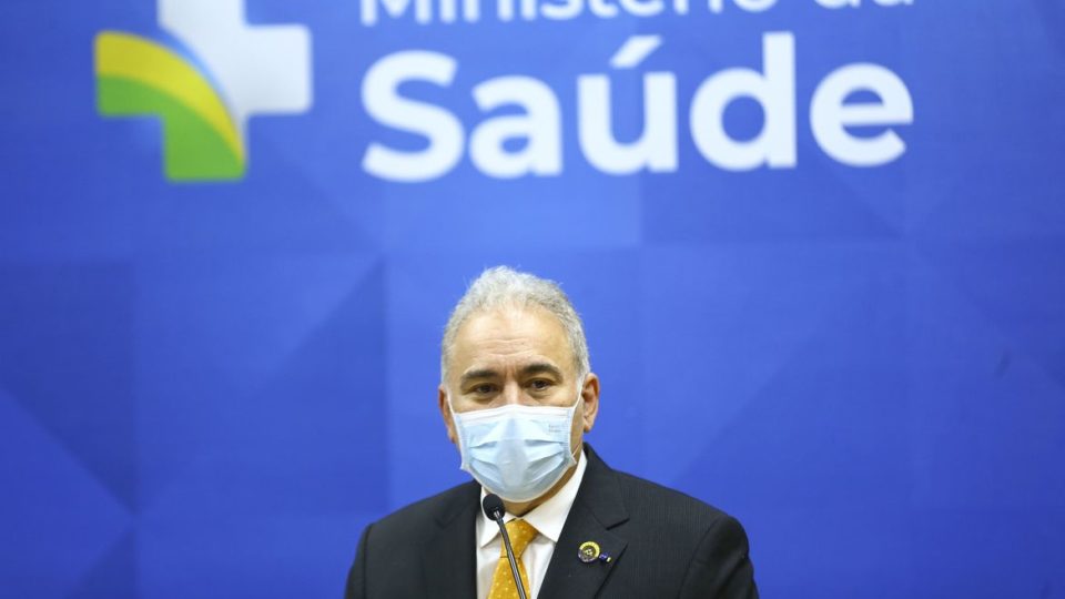 Queiroga diz que consulta sobre vacinação infantil é questão pacificada e critica prefeitos e governadores O ministro da Saúde, Marcelo Queiroga, afirmou nesta quarta-feira (29) que a polêmica sobre a consulta pública para avaliar a vacinação de crianças contra a Covid-19 no Brasil é uma questão encerrada.
