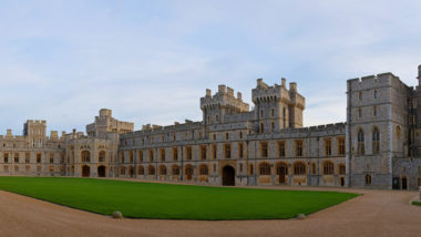 Polícia britânica prende jovem que entrou armado nos terrenos do Castelo de Windsor Vista da Ala Superior do Castelo de Windsor, na Inglaterra