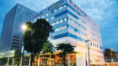 Águas do Brasil arremata bloco 3 da Cedae por R$ 2,2 bilhões em leilão No primeiro leilão da Cedae, realizado em abril, foram arrematados os Blocos 1, 2 e 4, com um valor 134% superior ao mínimo estipulado no edital, com arrecadação de R$ 22,6 bilhões.