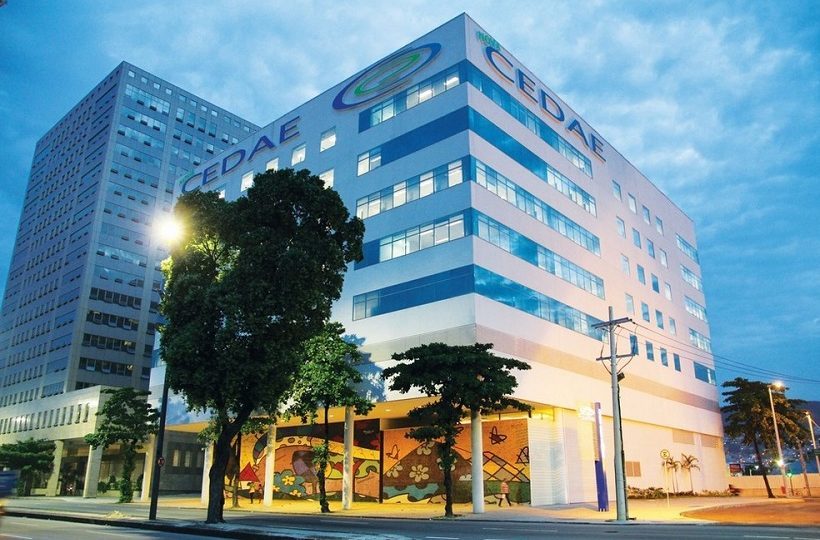 Águas do Brasil arremata bloco 3 da Cedae por R$ 2,2 bilhões em leilão No primeiro leilão da Cedae, realizado em abril, foram arrematados os Blocos 1, 2 e 4, com um valor 134% superior ao mínimo estipulado no edital, com arrecadação de R$ 22,6 bilhões.