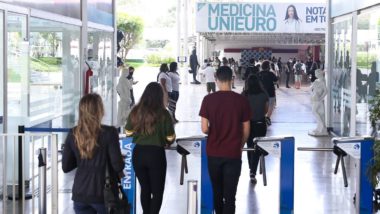 Enem será reaplicado nos dias 9 e 16 de janeiro Enem será reaplicado nos dias 9 e 16 de janeiro