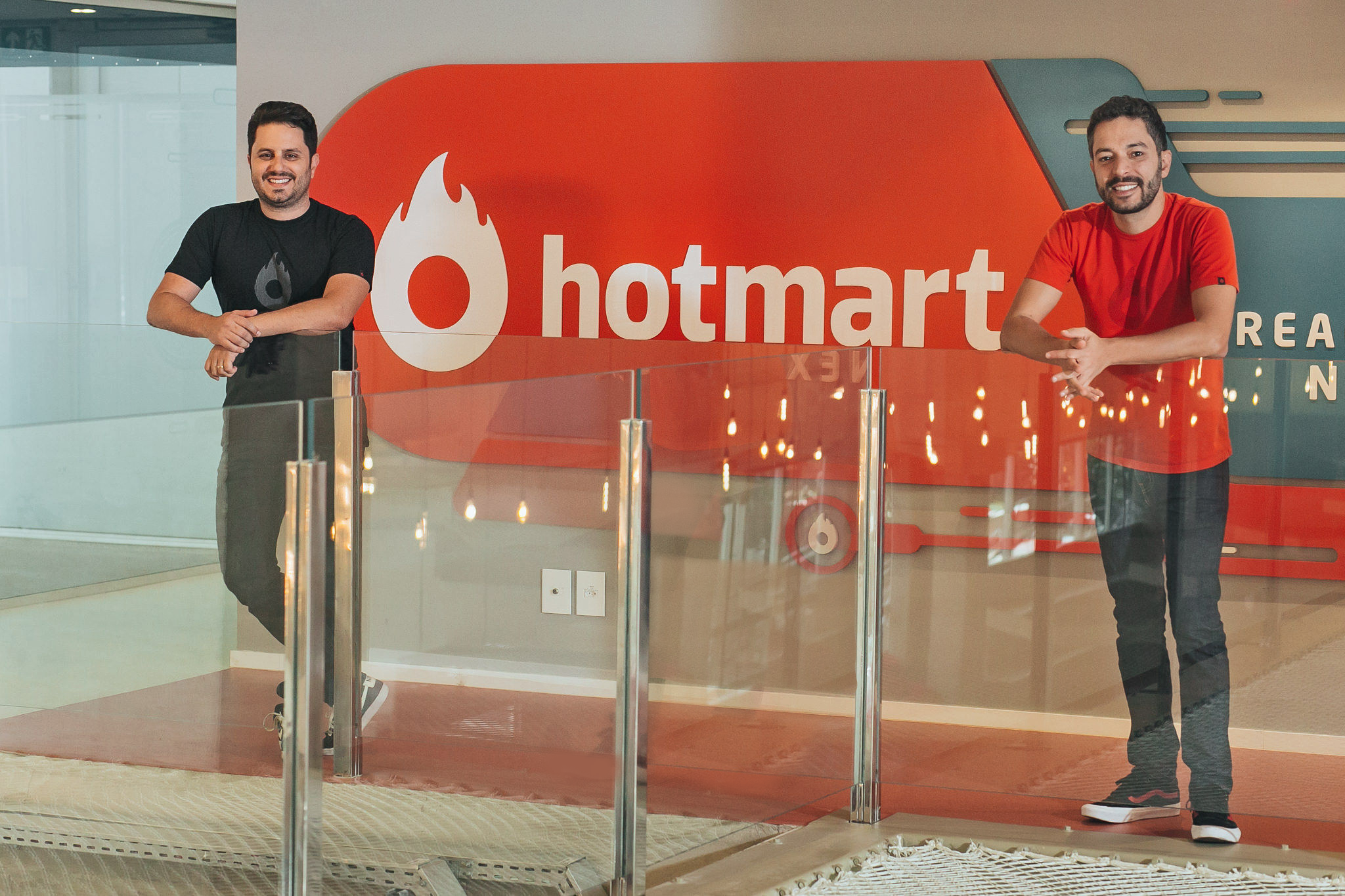 João Pedro Resende e Mateus Bicalho respectivamente CEO e COO da Hotmart. Foto: Mage Monteiro João Pedro Resende e Mateus Bicalho respectivamente CEO e COO da Hotmart. Foto: Mage Monteiro