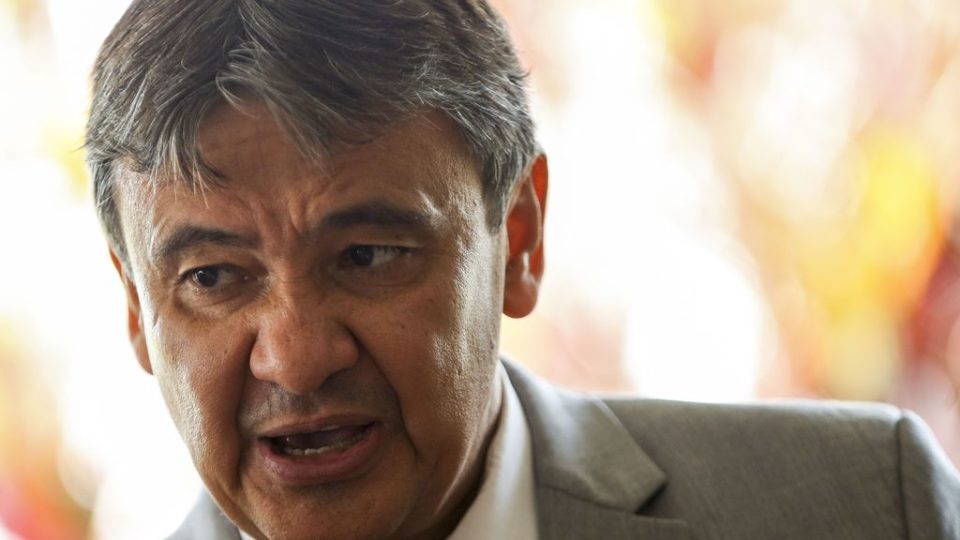 Novo aumento dos combustíveis não é culpa dos governadores, diz Wellington Dias O governador do Piauí, Wellington Dias (PT).