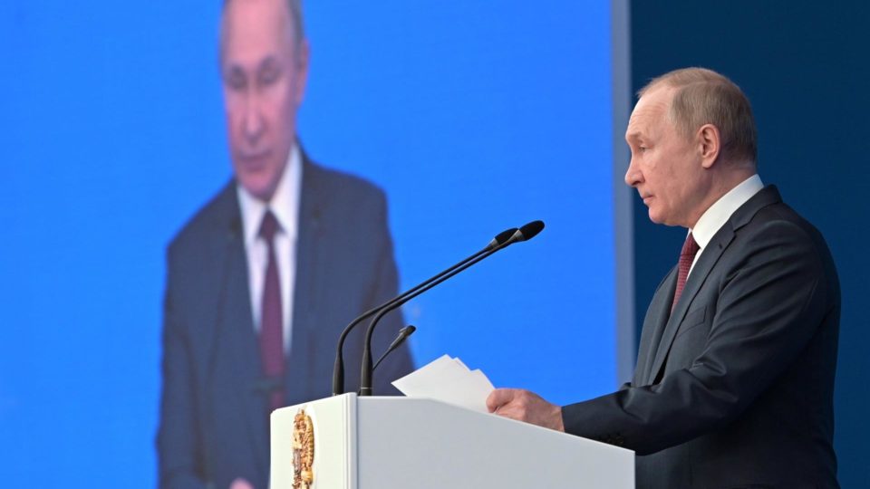 Com planejamento e oportunismo, Putin acelera avanços sobre o território “pós-soviético” Envio de “forças de paz” ao Cazaquistão e as tratativas sobre a Ucrânia foram desdobramentos mais recentes de uma política de “flexionar músculos na direção de estados vizinhos”