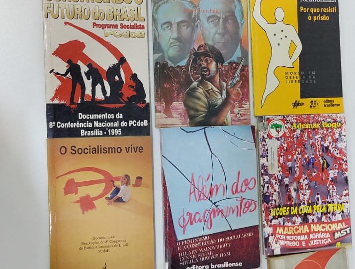 Justiça proíbe Fundação Palmares de doar livros sobre socialismo e comunismo do seu acervo Justiça proíbe Fundação Palmares de doar livros sobre socialismo e comunismo do seu acervo