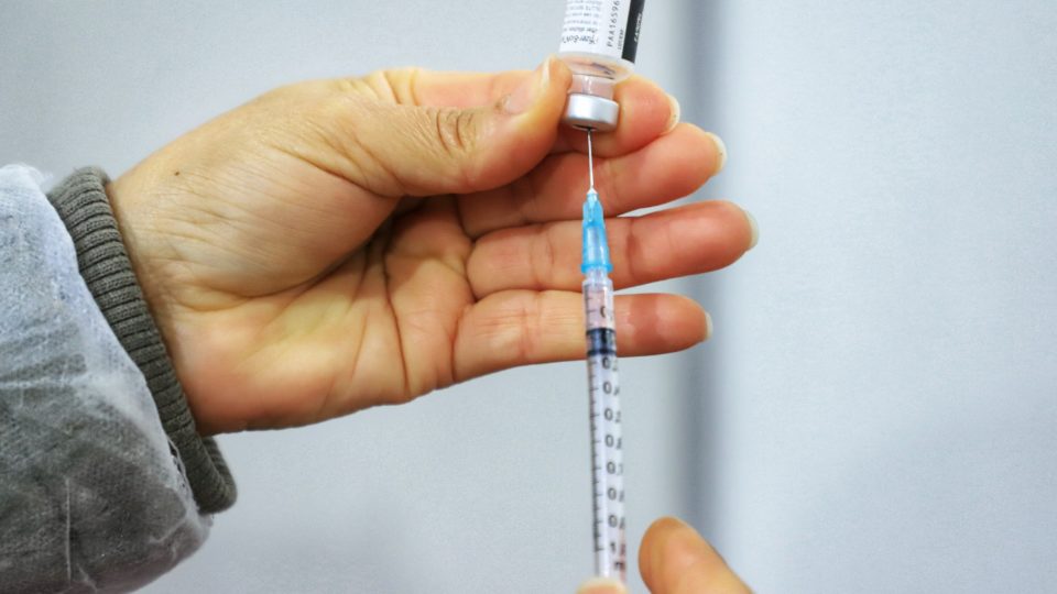 Curitiba chama imunossuprimidos para quarta dose da vacina anticovid Curitiba chama imunossuprimidos para quarta dose da vacina anticovid