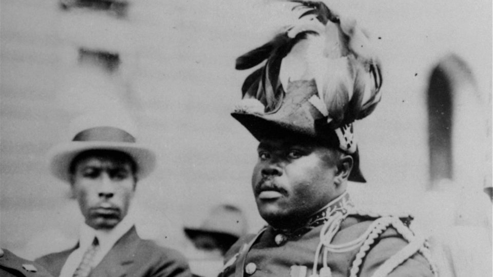 Verso e reverso: você conhece alguém a favor do racismo? Marcus Garvey: admirador de Hitler e de Mussolini que virou guru de Bob Marley e do reggae jamaicano.