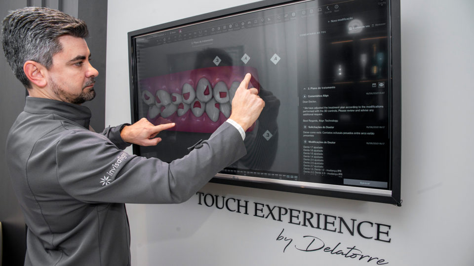 Clínica integra modernos equipamentos e programas, como Invisalign, iTero e DSD, no atendimento ao cliente