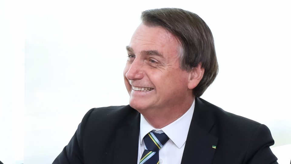 Qualquer um manda no país dos desmandos. Menos o presidente Por mais que detenha o “poder da caneta”, qual o poder real do presidente sobre nossas vidas?