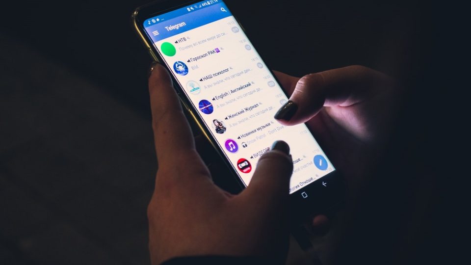 Quais são as chances de o Telegram ser banido no Brasil? A sugestão de perseguir o Telegram e outras redes sociais lembra a postura de países ditatoriais. A China, em especial, é conhecida por barrar o acesso a canais de comunicação utilizados no mundo inteiro.
