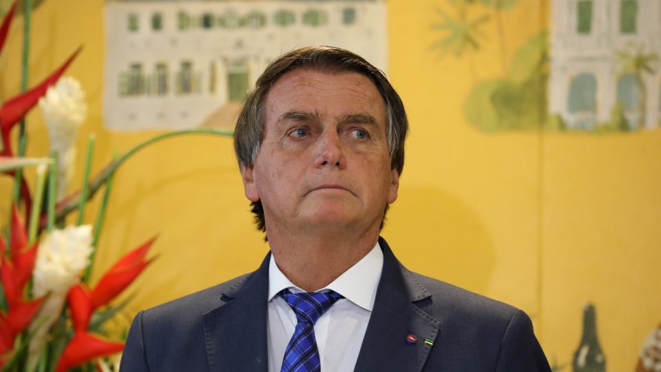 Bolsonaro sanciona, com vetos, o Orçamento 2022, informa o Planalto Jair Bolsonaro participa de evento durante visita ao Suriname