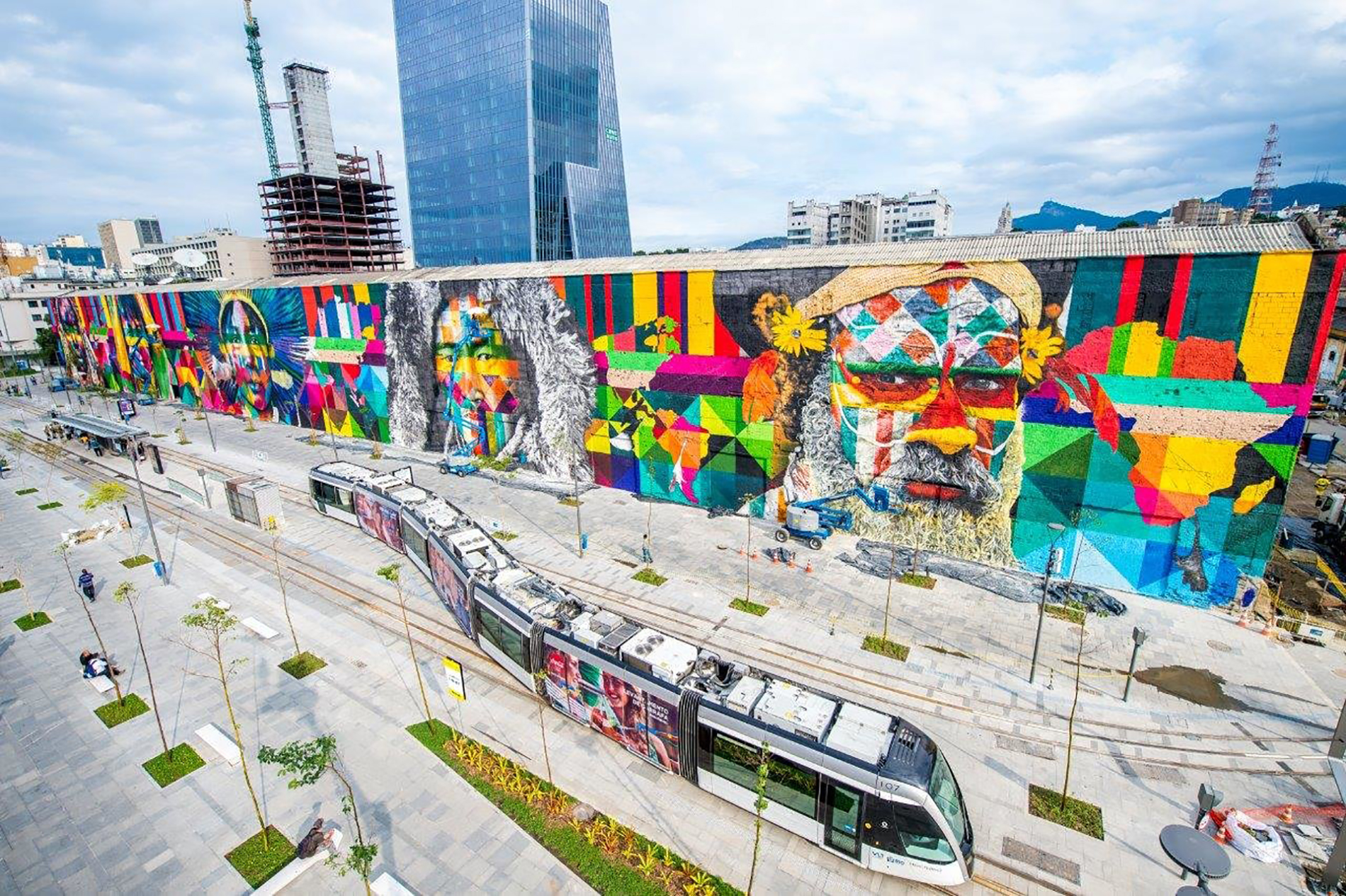 eduardo-kobra-arte-painel-curitiba eduardo-kobra-arte-painel-curitiba