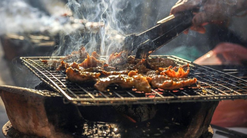 Para o churrasco deste domingo temos dicas de Masterchef e pernil na brasa Churrasco