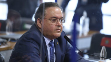 Falta de acordo adia discussão da reforma tributária na CCJ do Senado Roberto Rocha, relator da proposta de reforma tributária