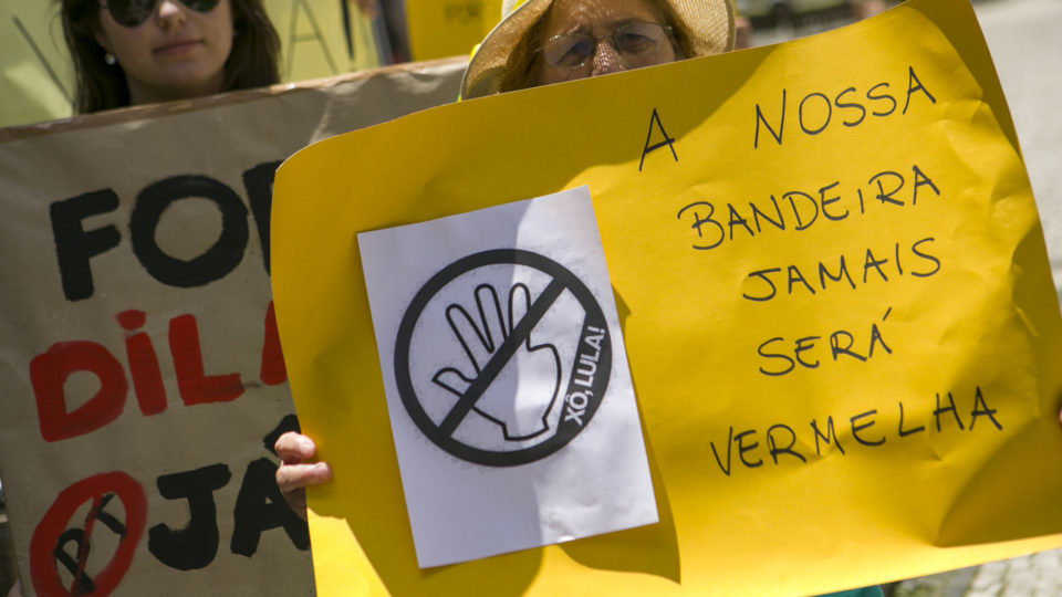 O Brasil já foi um país com ambições maiores Manifestações contra o governo Dilma, em 2015, em Curitiba: hoje Lula e o PT podem voltar ao poder