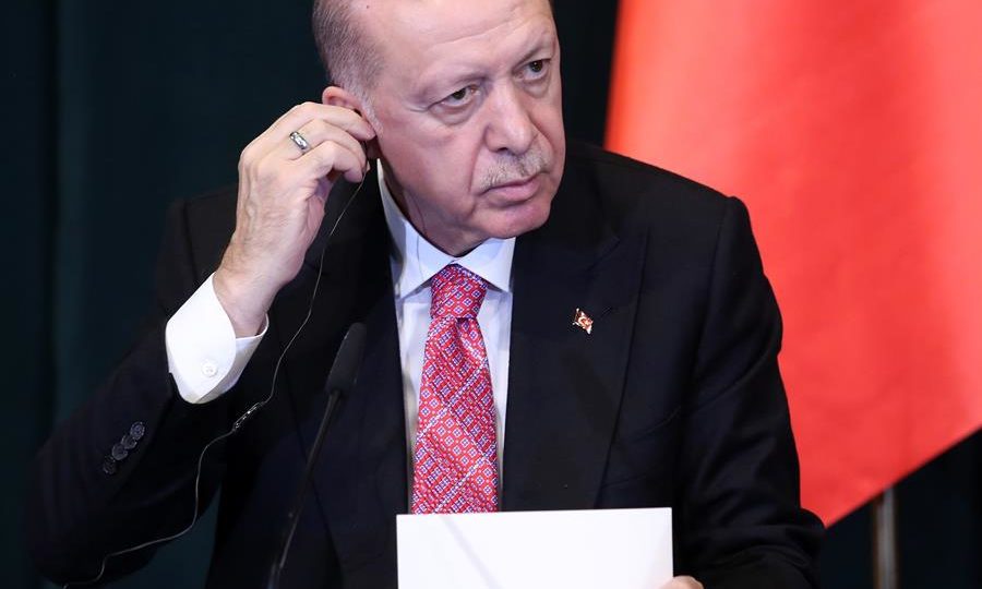 Erdogan anuncia controle de mídia para barrar “conteúdos nocivos” Turquia