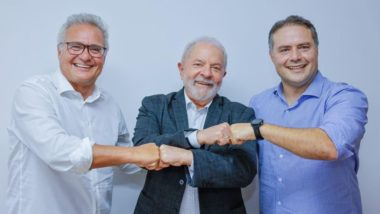 Lula janta com líderes do MDB e oposicionistas em Brasília Lula, o senador Renan Calheiros e o ex-governador Renan Filho, em foto de janeiro