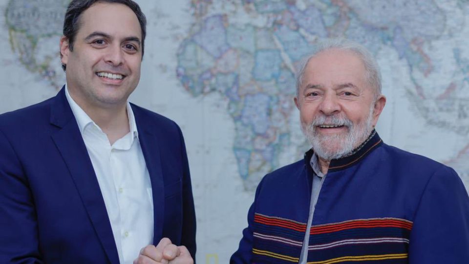 O governador de Pernambuco, Paulo Câmara (PSB) e o ex-presidente Lula.