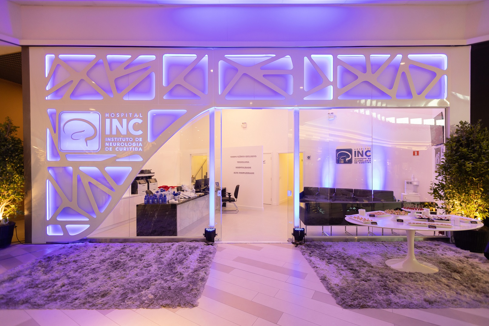 Fachada da nova filial do Hospital INC no Jockey Plaza