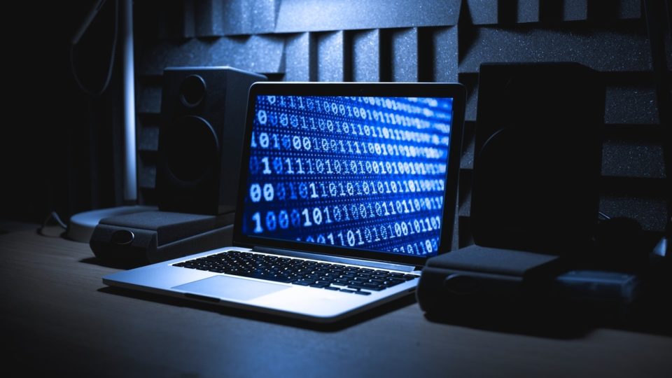 Dia da Internet Segura: como identificar vulnerabilidades digitais Dia da Internet Segura: como identificar vulnerabilidades digitais