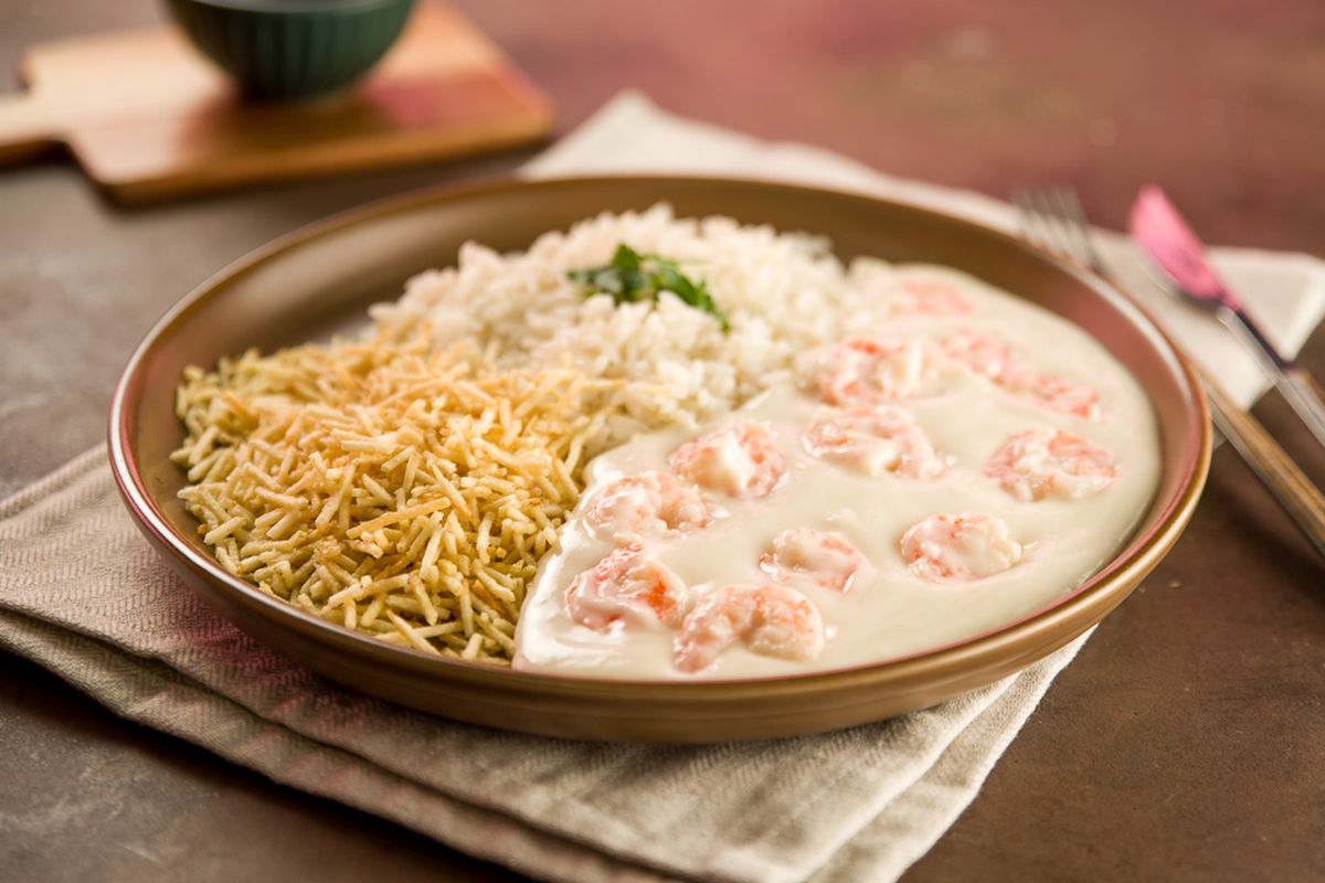 Novo modelo de franquia vende pratos da Vivenda do Camarão congelados e prontos para o consumo.