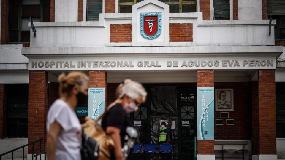 Substância em cocaína que matou 24 na Argentina era anestésico para elefante Hospital em San Martín, na Grande Buenos Aires, para onde foram levados vários dos envenenados com a cocaína adulterada