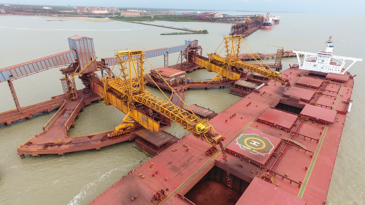 terminais portuários