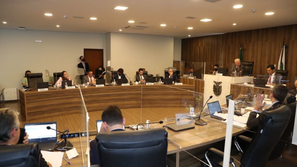 Comissão de Constituição e Justiça (CCJ) da Assembleia Legislativa do Paraná.