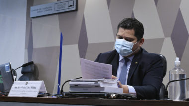 CCJ do Senado analisa PEC da reforma tributária na próxima quarta-feira (23) O presidente da Comissão de Constituição e Justiça (CCJ) do Senado, Davi Alcolumbre (DEM-AP).