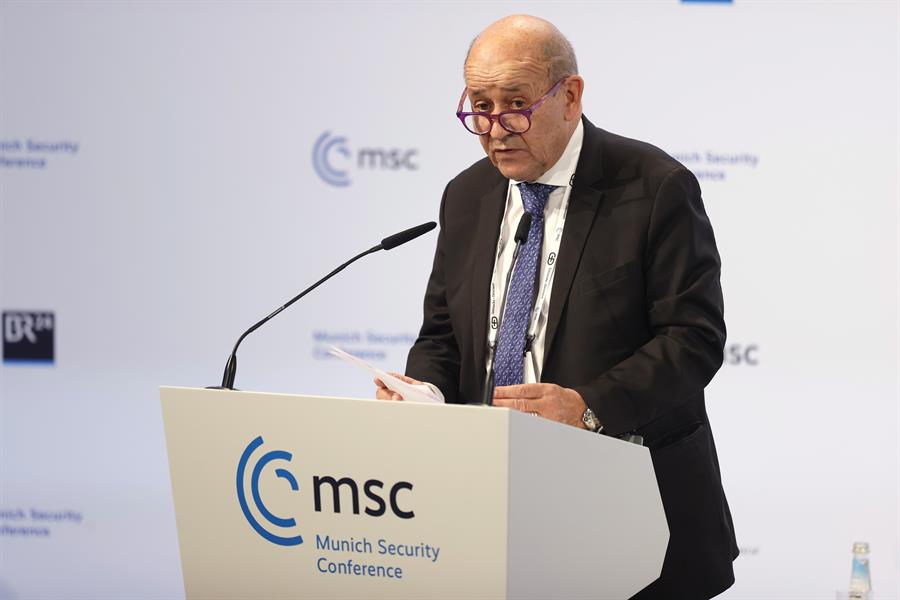 Ministro das Relações Exteriores da França, Jean-Yves Le Drian.