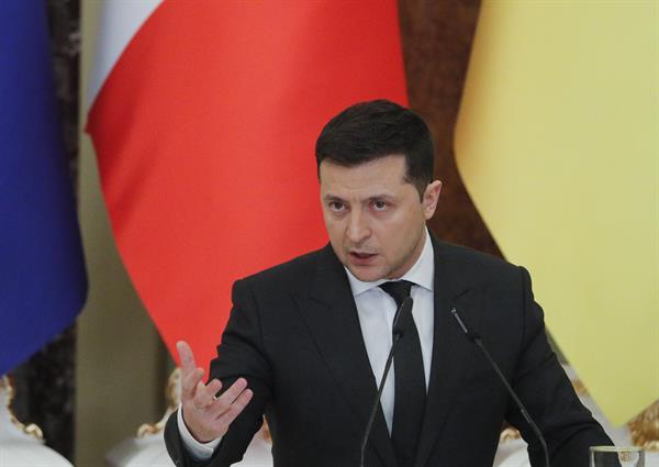 Presidente da Ucrânia cobra promessas não cumpridas pelo Ocidente Volodymyr Zelensky denunciou as promessas não cumpridas pelo Ocidente de defender a Ucrânia.