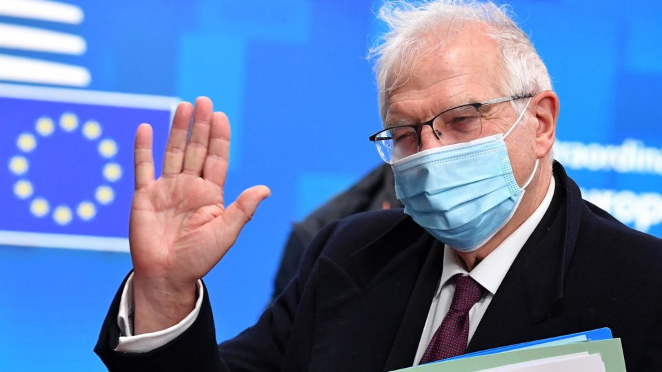 UE promete aviões e ajuda militar de 500 milhões de euros à Ucrânia Josep Borrell