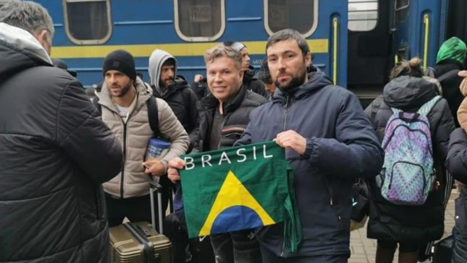 80 brasileiros já deixaram a Ucrânia, segundo o Itamaraty