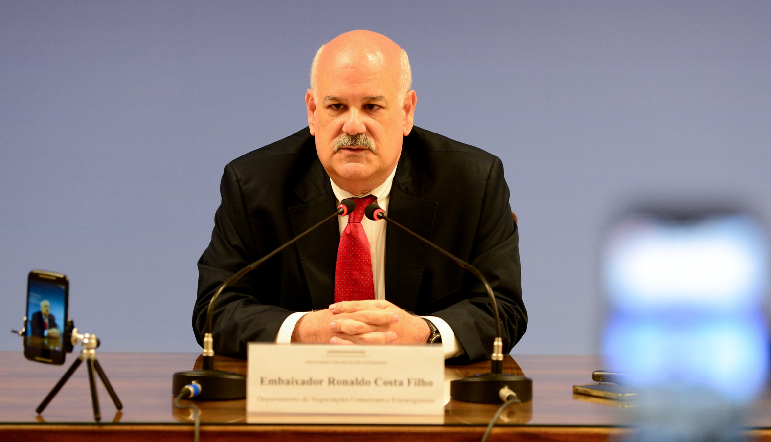 Embaixador brasileiro reforça posicionamento contrário aos ataques russos e pede reavaliação de sanções