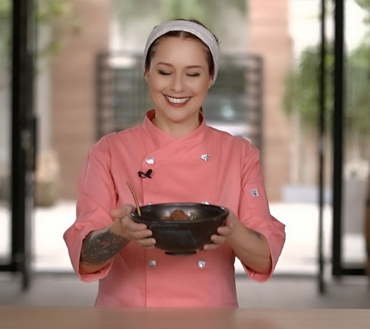 Inspirada em um famoso filme, a curitibana Michele Dupont ficou conhecida como “A Guria do Ramen”.