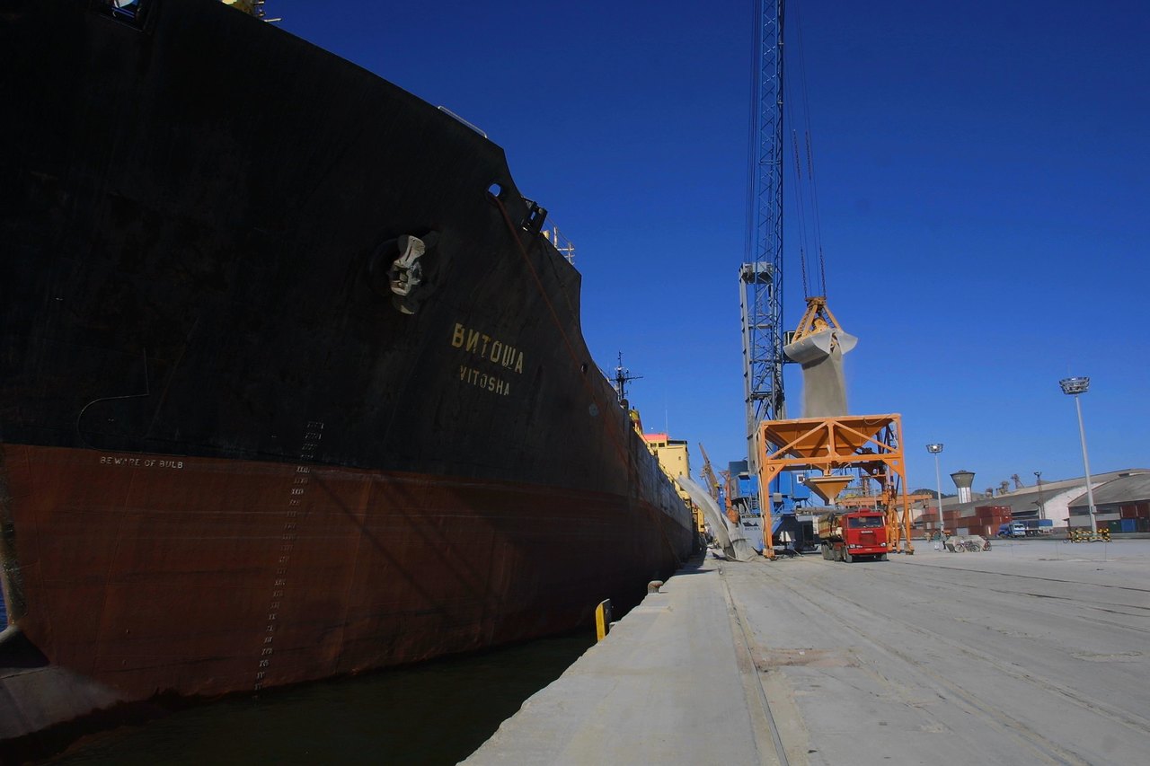 O que o Brasil está fazendo para evitar os efeitos da guerra na Ucrânia no agronegócio nacional.