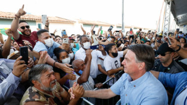 Lewandowski arquiva pedido para investigar Bolsonaro por falta de máscara e aglomerações Bolsonaro em evento durante a pandemia, em 28 de setembro de 2021.