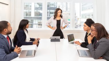 Voto plural e o ciclo de vida das startups Voto plural e o ciclo de vida das startups
